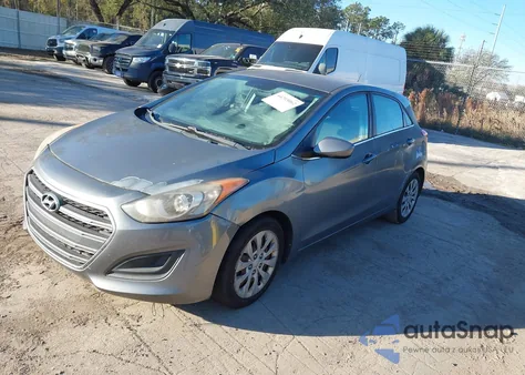 2017 Hyundai Elantra Gt z USA, uszkodzony, nr VIN KMHD35LH9HU369270
